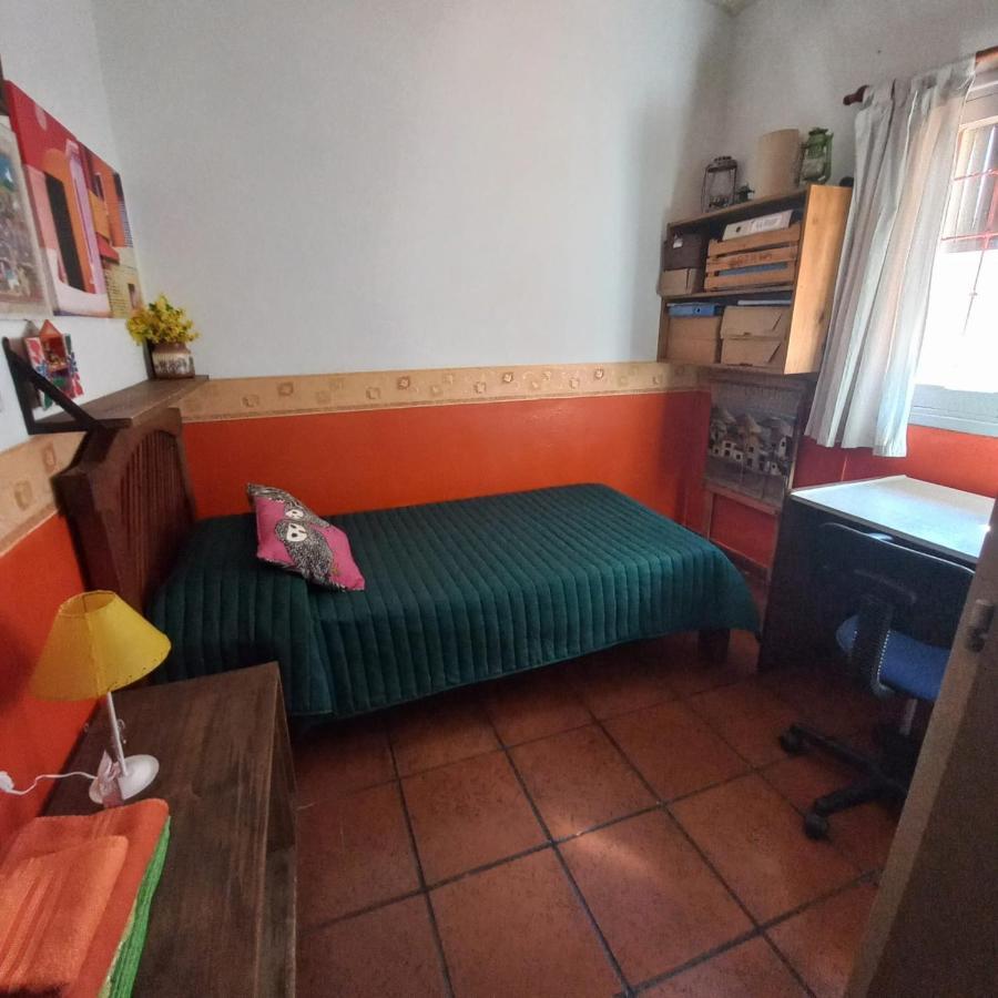 Casa Confortable - Parque Central - Estacionamiento, Patio, 3 Banos, 5 Habitaciones - La Cieneguita Exteriér fotografie